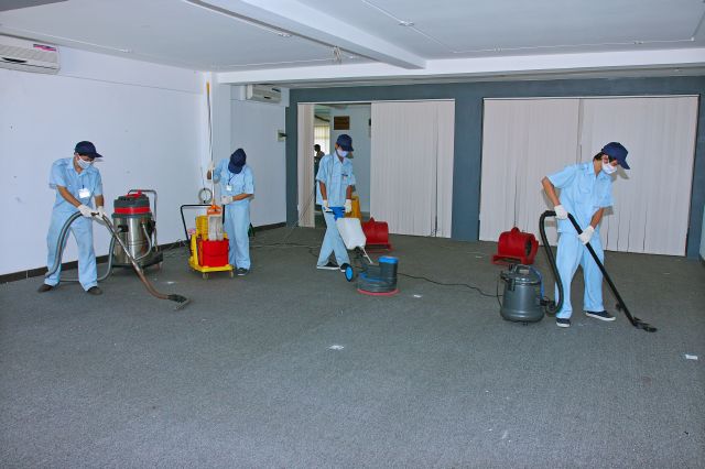 Dịch vụ vệ sinh công nghiệp nhà cửa sau xây dựng